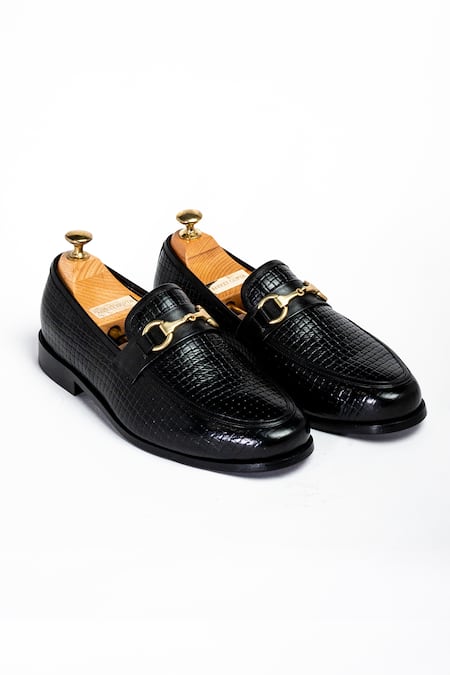 Shop Aniket Gupta Black Shehzaada Checkered Pattern Shoes at Aza Fashions Shop_Aniket Gupta_Black Shehzaada Checkered Pattern Shoes_at_Aza_Fashions