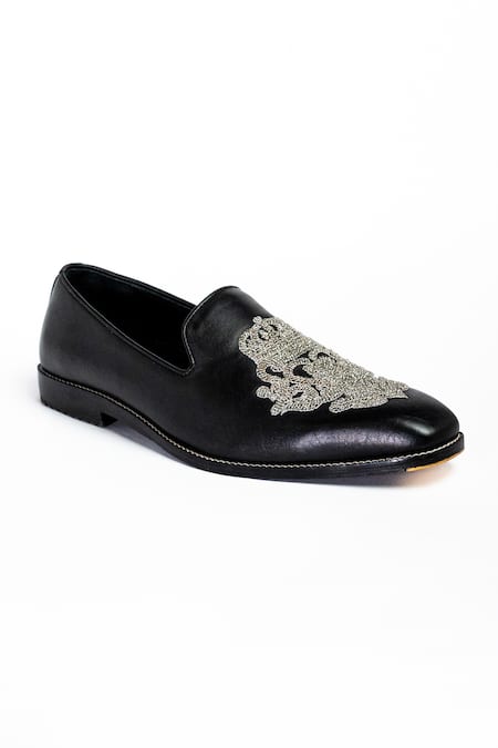 Aniket Gupta_Black Embroidery Taj Motif Work Shoes_Online_at_Aza_Fashions