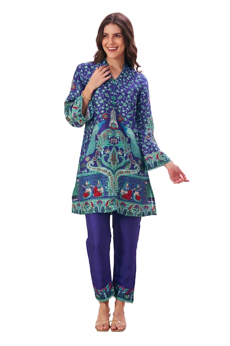 Taroob_Blue Silk, Linen Embroidery V-neck Mughal Art Print Kurta And Pant Set _at_Aza_Fashions