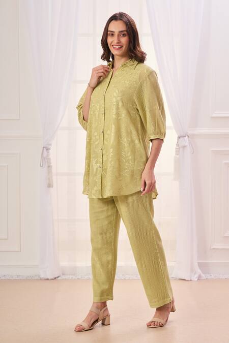 Buy_Taroob_Green Silk Cotton Blend Embroidered Safari Collar Shirt And Pant Set