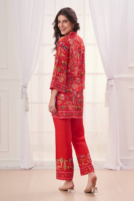 Shop Taroob Red Silk, Linen Embroidery Split V-neck Safari Notched Kurta And Pant Set at Aza Fashions Shop_Taroob_Red Silk, Linen Embroidery Split V-neck Safari Notched Kurta And Pant Set_at_Aza_Fashions