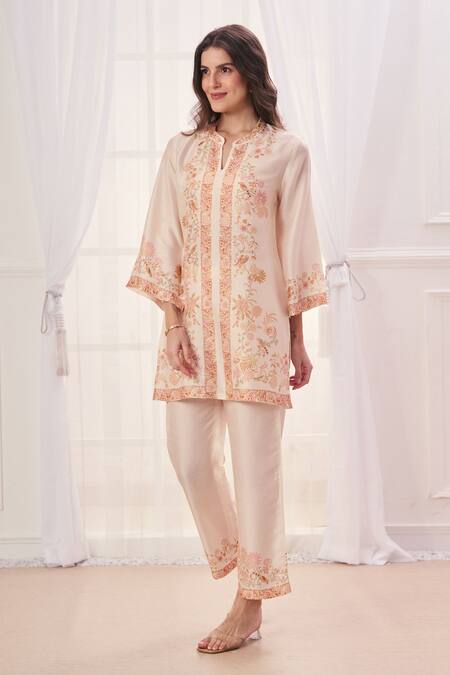 Taroob Cream Silk, Linen Embroidery Split V-neck Floral Hand Kurta And Pant Set Online at Aza Fashions Taroob_Cream Silk, Linen Embroidery Split V-neck Floral Hand Kurta And Pant Set_Online_at_Aza_Fashions