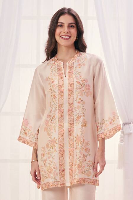 Shop Taroob Cream Silk, Linen Embroidery Split V-neck Floral Hand Kurta And Pant Set Online at Aza Fashions Shop_Taroob_Cream Silk, Linen Embroidery Split V-neck Floral Hand Kurta And Pant Set_Online_at_Aza_Fashions