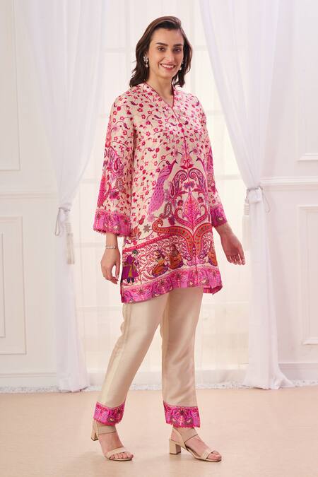 Buy Taroob Cream Silk, Linen Embroidery V-neck Mughal Art Kurta And Pant Set Buy_Taroob_Cream Silk, Linen Embroidery V-neck Mughal Art Kurta And Pant Set