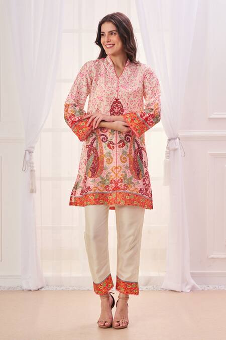 Taroob Cream Silk, Linen V-neck Paisley Print Kurta And Pant Set at Aza Fashions Taroob_Cream Silk, Linen V-neck Paisley Print Kurta And Pant Set _at_Aza_Fashions