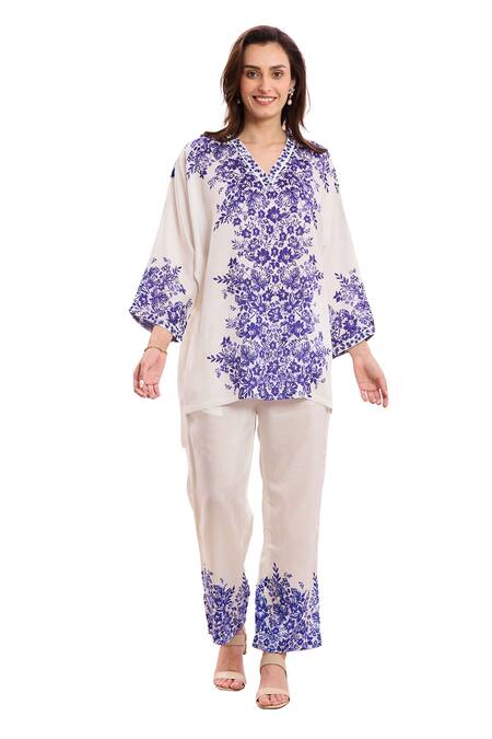 Taroob_White Silk, Linen Embroidery V-neck Floral Kurta And Pant Set_Online_at_Aza_Fashions