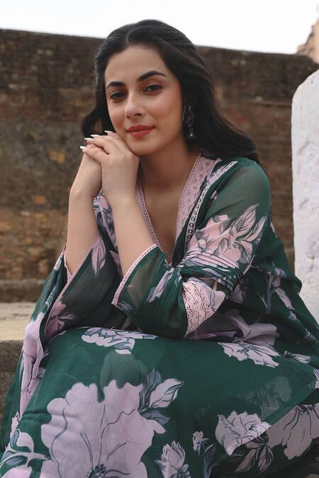 Buy NUHH Green Cotton, Polyester Embroidery, Lace V-neck Floral Print Kurta Set Online at Aza Fashions Buy_NUHH_Green Cotton, Polyester Embroidery, Lace V-neck Floral Print Kurta Set _Online_at_Aza_Fashions