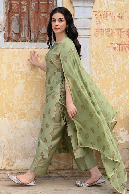 Nuhh_Green Silk Embroidery Boat Neck Floral Block Print Kurta Set _Online_at_Aza_Fashions
