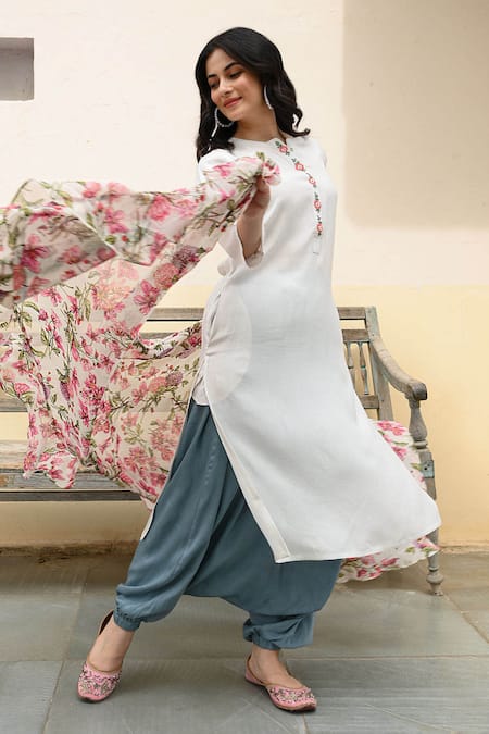 NUHH White 100% Cotton Embroidery Thread Mandarin Collar Floral Placement Kurta Set