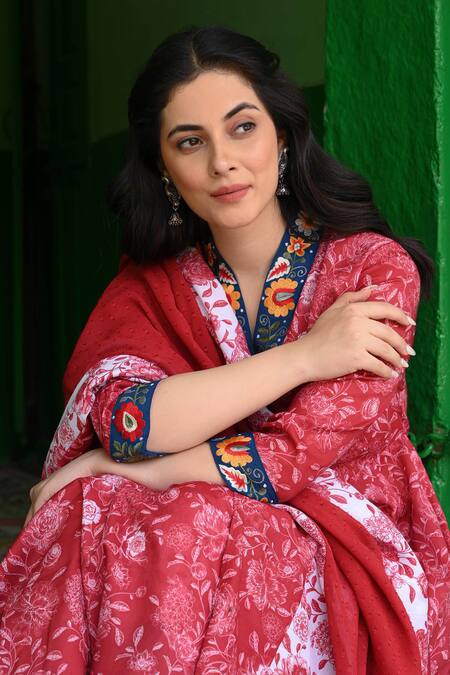 Buy_Nuhh_Red Viscose Embroidery V-neck Florette Print Anarkali Set _Online_at_Aza_Fashions