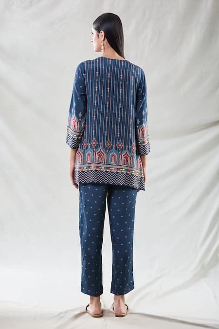 Naintara Bajaj Short Tunic & Pant Set 