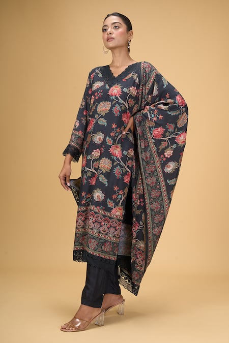 Samyukta Singhania Pakistani Print Kurta Salwar Set 