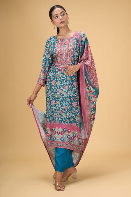 Samyukta Singhania Floral Digital Pattern Kurta Pant Set 