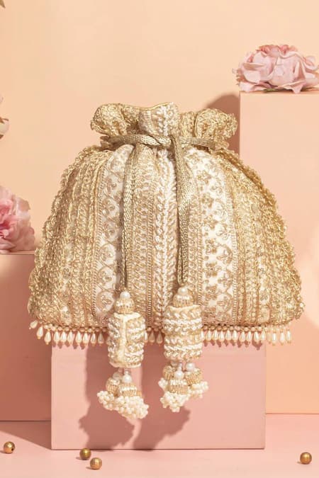 AMYRA Naaz Pearls Embellished Potli 