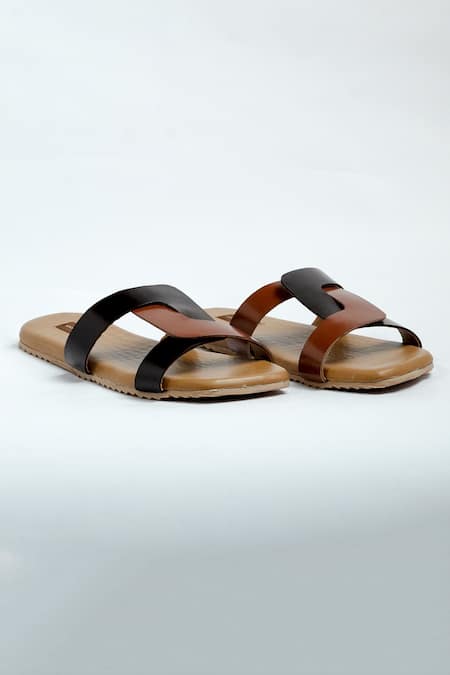 ANIKET GUPTA Brown Solid Grid Color Block Strappy Sandals 