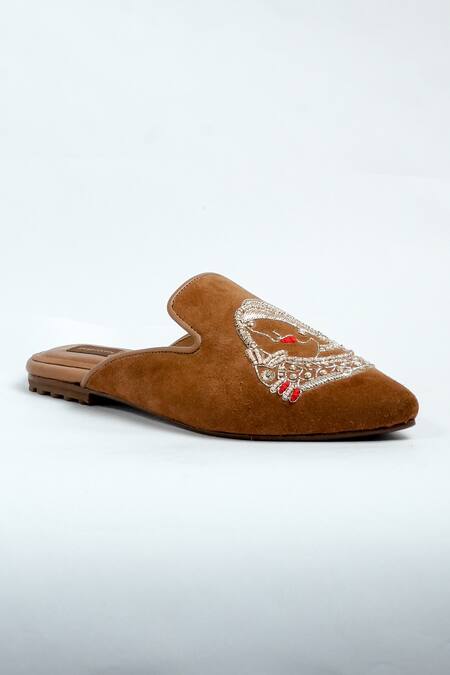 Aniket Gupta_Brown Zardozi Khamagani Embroidered Mules _Online_at_Aza_Fashions