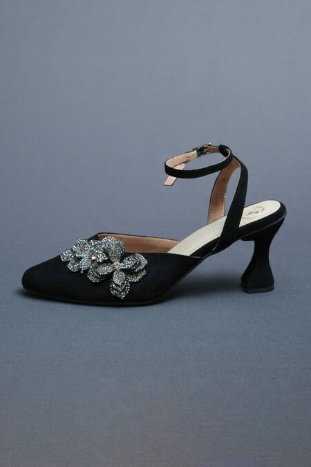 Sana K luxurious Footwear Black Applique Bow Glimmering Bloom Heels Online at Aza Fashions Sana K luxurious Footwear_Black Applique Bow Glimmering Bloom Heels _Online_at_Aza_Fashions