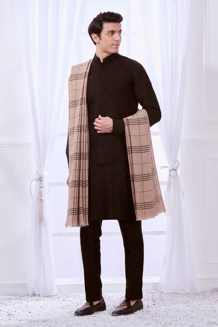 Buy_Taroob_Beige Fine Wool Checkered Shawl_Online_at_Aza_Fashions