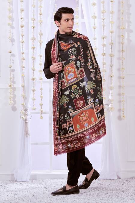 Buy_Taroob_Black Kalamkari Embroidery Majestic Raj Darbar Work Shawl_Online_at_Aza_Fashions