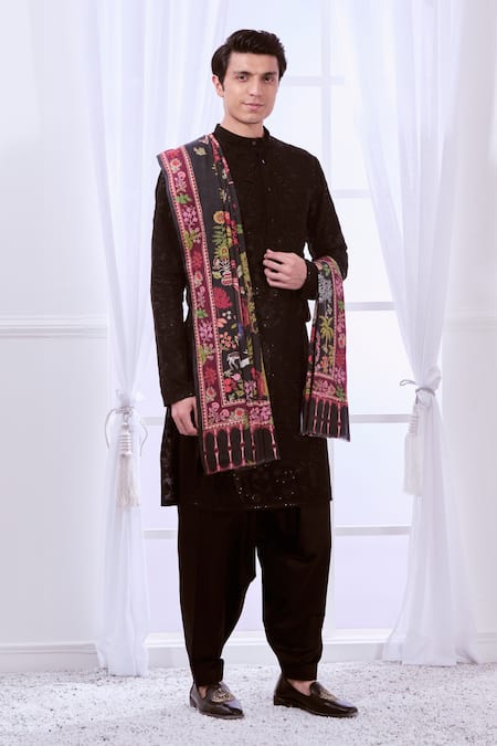 Shop_Taroob_Black Kalamkari Print Work Shawl_Online_at_Aza_Fashions