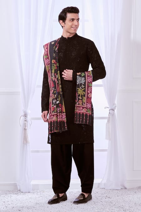 Taroob_Black Kalamkari Print Work Shawl_at_Aza_Fashions