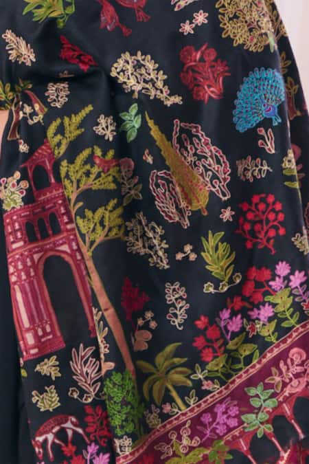 Taroob Black Kalamkari Embroidery Nizam Shawl Online at Aza Fashions Taroob_Black Kalamkari Embroidery Nizam Shawl _Online_at_Aza_Fashions