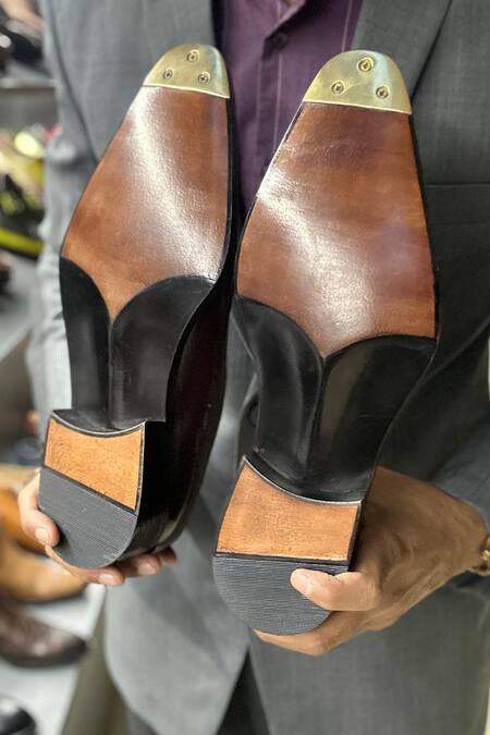 Fellmonger Brown Goodyear Welted Wingtip Square Oxfords Online at Aza Fashions Fellmonger_Brown Goodyear Welted Wingtip Square Oxfords _Online_at_Aza_Fashions