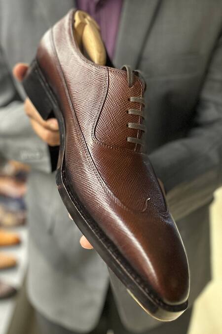 Buy Fellmonger Brown Goodyear Welted Wingtip Square Oxfords Online at Aza Fashions Buy_Fellmonger_Brown Goodyear Welted Wingtip Square Oxfords _Online_at_Aza_Fashions
