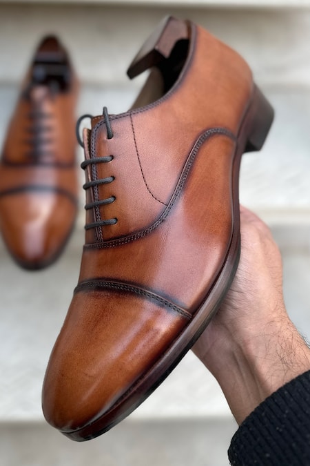 Shop Fellmonger Brown Solid Plain Cap Toe Lace-up Oxford Shoes at Aza Fashions Shop_Fellmonger_Brown Solid Plain Cap Toe Lace-up Oxford Shoes _at_Aza_Fashions