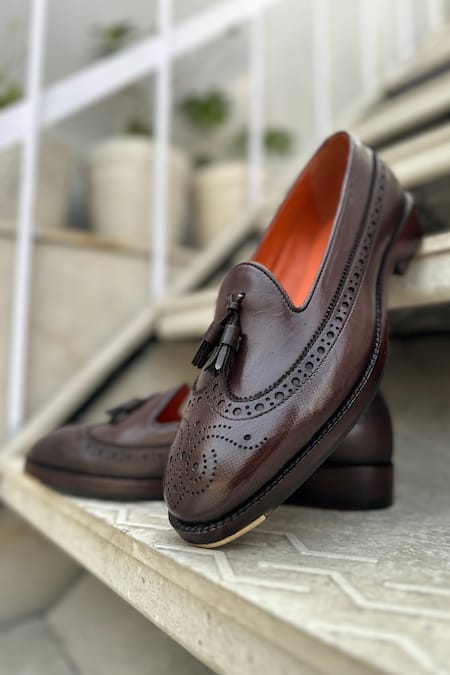 FELLMONGER Solid Tasseled Loafers 