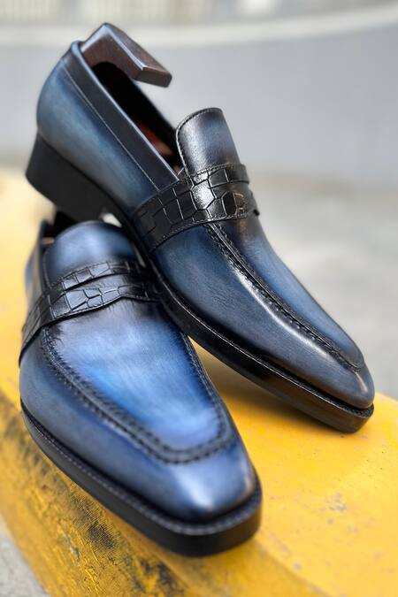Fellmonger_Blue Solid Penny Croco Saddle Loafers _at_Aza_Fashions