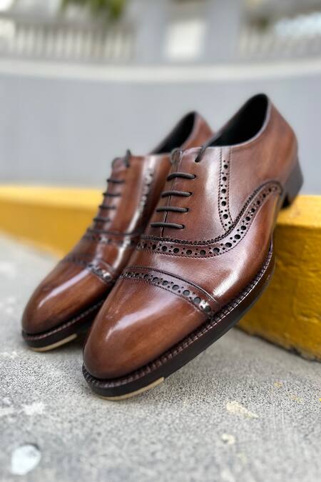 Fellmonger_Brown Solid Lace-up Punched Oxford Shoes _Online_at_Aza_Fashions