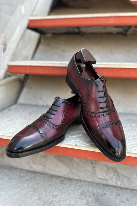 Buy Fellmonger Red Plain Lace-up Punched Oxford Shoes Online at Aza Fashions Buy_Fellmonger_Red Plain Lace-up Punched Oxford Shoes _Online_at_Aza_Fashions
