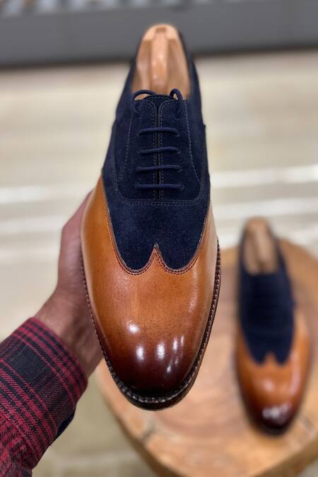 Shop Fellmonger Brown Lace-up Solid Oxford Shoes Online at Aza Fashions Shop_Fellmonger_Brown Lace-up Solid Oxford Shoes _Online_at_Aza_Fashions