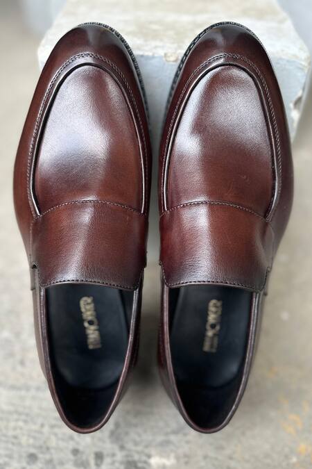 Fellmonger Brown Plain Moccasins Online at Aza Fashions Fellmonger_Brown Plain Moccasins _Online_at_Aza_Fashions