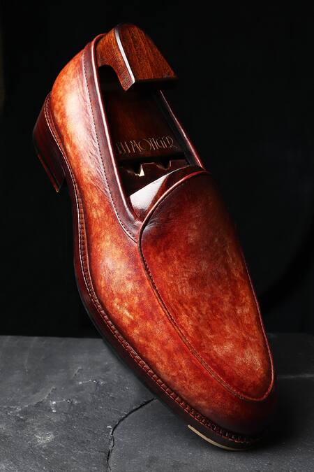 Fellmonger_Brown Stitchline Thread Mirror Glossed Marble Patina Belgian Loafers _Online_at_Aza_Fashions