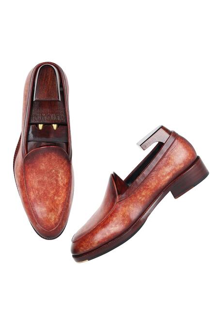 Shop Fellmonger Brown Stitchline Thread Mirror Glossed Marble Patina Belgian Loafers Online at Aza Fashions Shop_Fellmonger_Brown Stitchline Thread Mirror Glossed Marble Patina Belgian Loafers _Online_at_Aza_Fashions