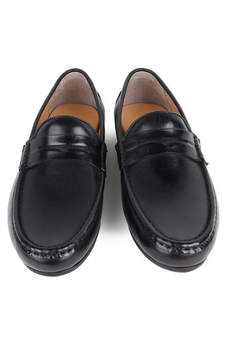 Buy Fellmonger Black Stitchline Thread Cutwork Strap Mocassins Buy_Fellmonger_Black Stitchline Thread Cutwork Strap Mocassins