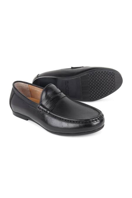 Shop Fellmonger Black Stitchline Thread Cutwork Strap Mocassins Shop_Fellmonger_Black Stitchline Thread Cutwork Strap Mocassins