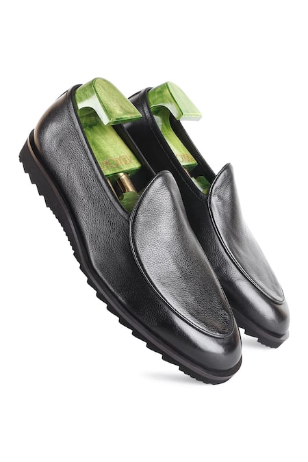 Shop_Fellmonger_Black Pebble Grain Texture Leather Loafers _Online_at_Aza_Fashions