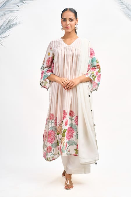 Buy_Tanu Malhotra_White Cotton, Organza, Silk Gota Patti V-neck Floral Stripe Print Kurta Set _Online_at_Aza_Fashions