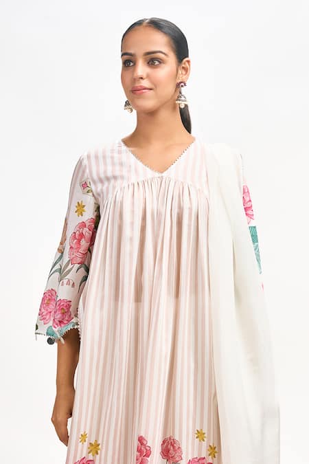 Shop_Tanu Malhotra_White Cotton, Organza, Silk Gota Patti V-neck Floral Stripe Print Kurta Set _Online_at_Aza_Fashions