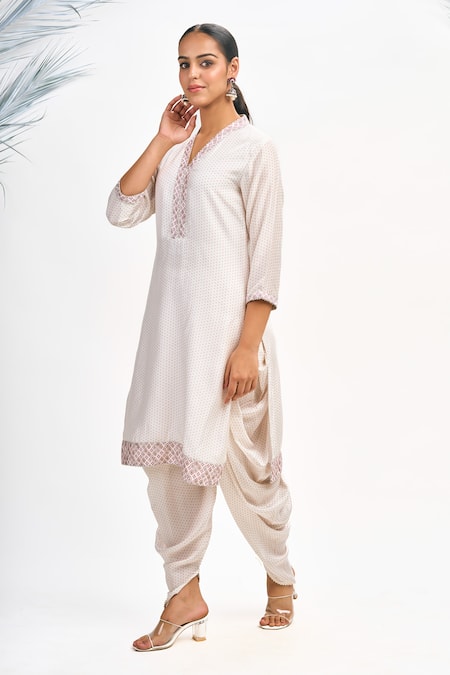Tanu Malhotra_White Cotton, Silk, Organza Gota Patti, Embroidery Polka Dot Print Kurta Set _Online_at_Aza_Fashions