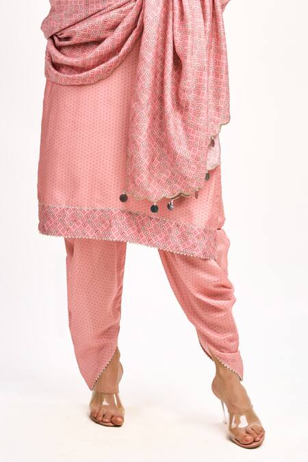 Shop Tanu Malhotra Peach Cotton, Silk Gota Patti, Embroidery V-neck Printed Kurta Dhoti Pant Set Online at Aza Fashions Shop_Tanu Malhotra_Peach Cotton, Silk Gota Patti, Embroidery V-neck Printed Kurta Dhoti Pant Set _Online_at_Aza_Fashions