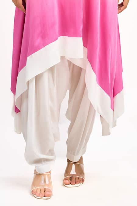 Shop_Tanu Malhotra_White Cotton, Silk, Organza Embroidery Round Neck Ombre Kurta Set 