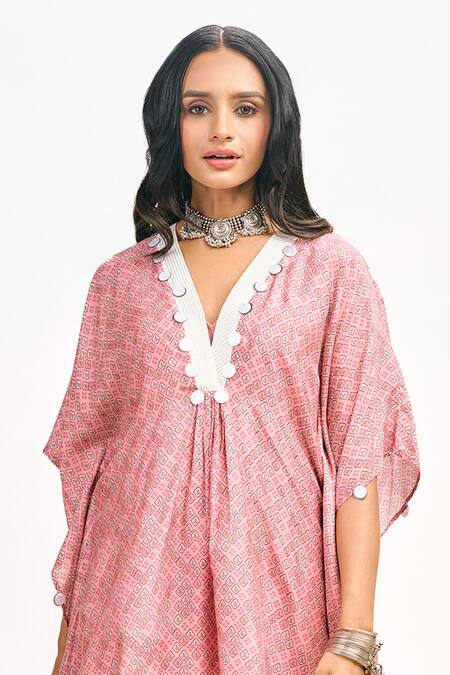 Tanu Malhotra Peach Cotton, Silk Sequins V-neck Floral Print Kaftan Pant Set Online at Aza Fashions Tanu Malhotra_Peach Cotton, Silk Sequins V-neck Floral Print Kaftan Pant Set _Online_at_Aza_Fashions