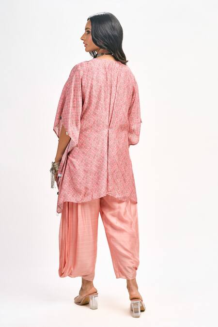 Shop Tanu Malhotra Peach Cotton, Silk Sequins V-neck Floral Print Kaftan Pant Set Shop_Tanu Malhotra_Peach Cotton, Silk Sequins V-neck Floral Print Kaftan Pant Set