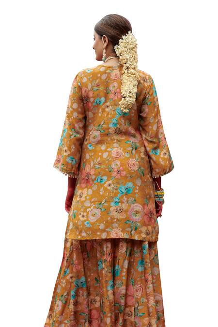 Shop Karaj Jaipur Yellow Muslin, Organza Sequins, Beads Split V-neck Rose Print Kurta Gharara Set Shop_Karaj Jaipur_Yellow Muslin, Organza Sequins, Beads Split V-neck Rose Print Kurta Gharara Set