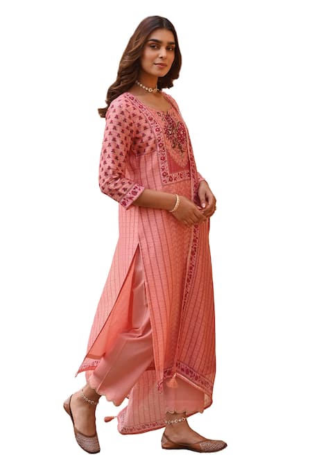 Karaj Jaipur_Orange Linen, Cotton Gota Patti, Sequins, Zari, Chevron Print Kurta Set _at_Aza_Fashions