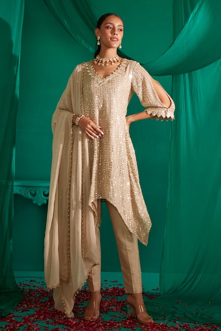 Mustard Moon By Neyha And Vrinda_Ivory Georgette, Dupion Sequins, Pearls, Mirrors, Asymmetric Kurta Set _at_Aza_Fashions